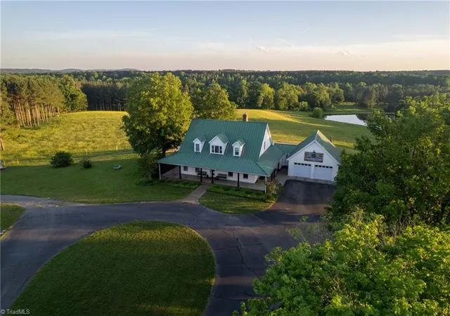 Photo 2 of Single family home for sale at 3175 Trotter Rd, Asheboro, NC 27205 | MLS# 1223574 | Listing updated on 2026-06-09