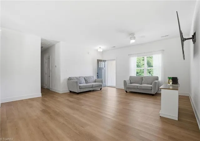 Photo 3 of Single family home for sale at 184 Watering Trough Rd, Statesville, NC 28677 | MLS# 1222029 | Listing updated on 2026-08-13