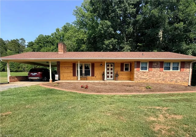 Homes for sale in Elkin, NC | 222 Timberlake Trl, Elkin, NC 28621 | MLS# 1226464