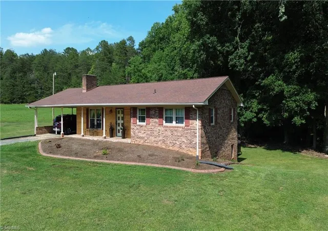 Homes for sale in Elkin, NC | 222 Timberlake Trl, Elkin, NC 28621 | MLS# 1226464