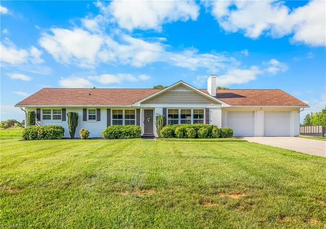 1st image of 293 Hanes Ln, Lexington, NC 27295 | MLS# 1232874
