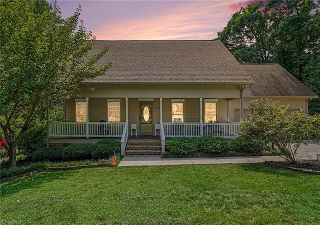 1st image of 433 Northampton Dr, Asheboro, NC 27205 | MLS# 1230021