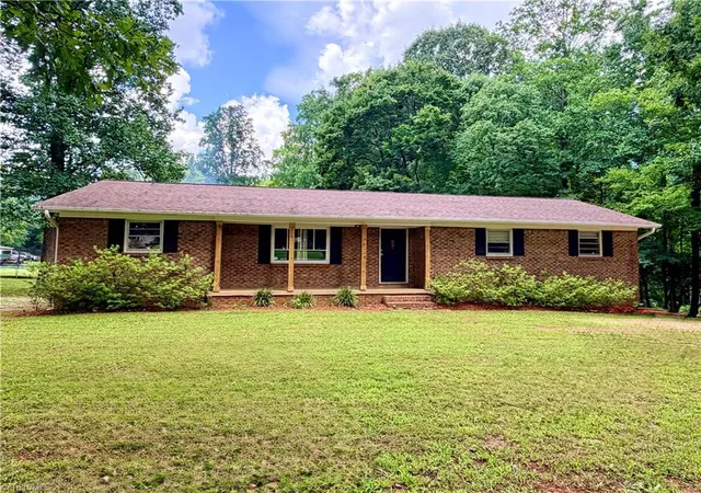 Photo 3 of Single family home for sale at 11564 Nc Hwy 150, Linwood, NC 27299 | MLS# 1233637 | Listing updated on 2026-08-29