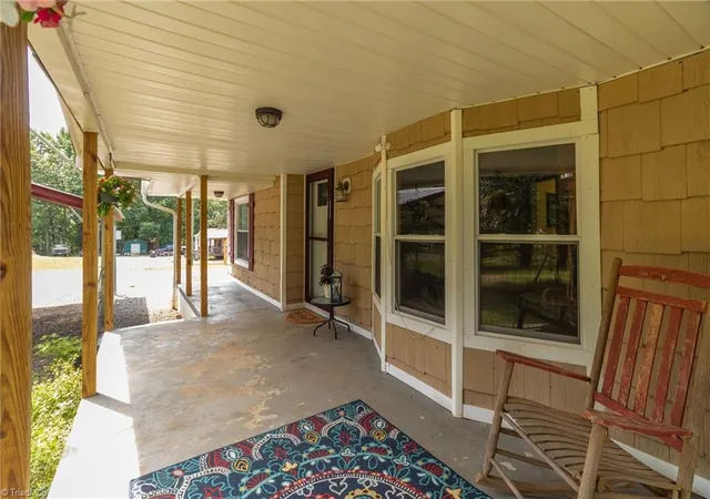 3rd image of 1352 Gravitte Rd, Pilot Mountain, NC 27041 | MLS# 1231592