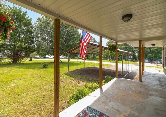 4th image of 1352 Gravitte Rd, Pilot Mountain, NC 27041 | MLS# 1231592
