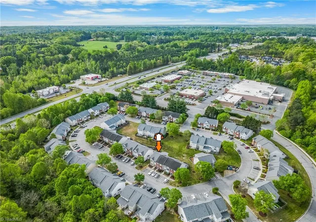 31st image of 1633 Olivers Crossing Cir, Winston Salem, NC 27127 | MLS# 1215513
