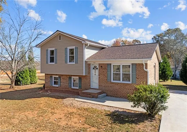 Photo 2 of Single family home for sale at 1547 New Jersey Church Rd, Lexington, NC 27292 | MLS# 1201652 | Listing updated on 2026-08-18