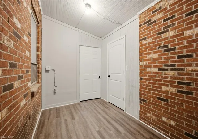 Photo 3 of Single family home for sale at 6132 Arden Dr, Clemmons, NC 27012 | MLS# 1229893 | Listing updated on 2026-09-15