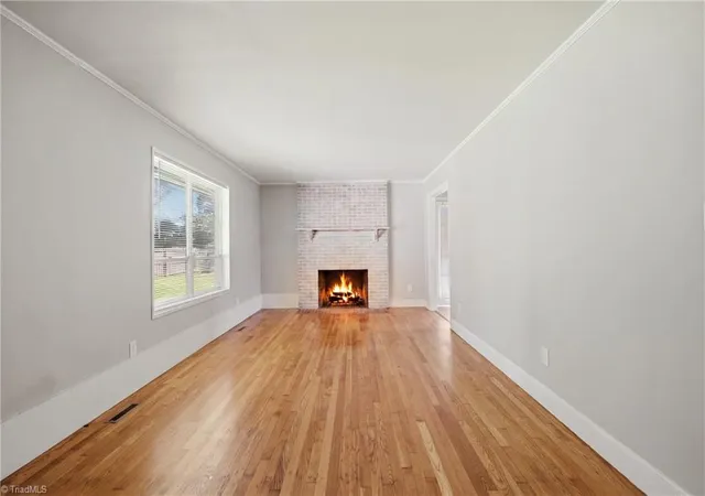 Photo 4 of Single family home for sale at 6132 Arden Dr, Clemmons, NC 27012 | MLS# 1229893 | Listing updated on 2026-09-15