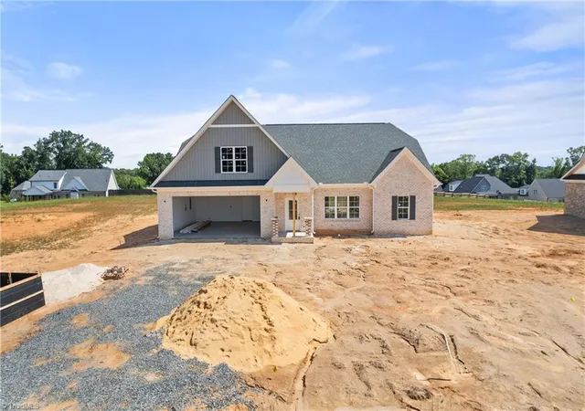 4th image of 242 Avian Ln, Winston Salem, NC 27127 | MLS# 1223193