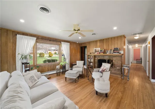 3rd image of 1734 Lancelot Ln, Winston Salem, NC 27103 | MLS# 1225754