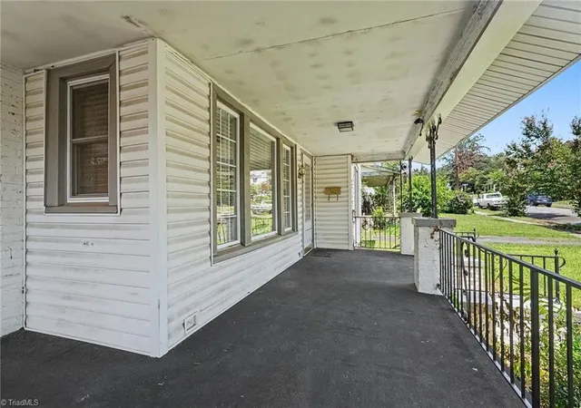 Photo 2 of Sale Pending at 2828 Bon Air Ave, Winston Salem, NC 27105 | MLS# 1231693 | Listing updated on 2026-09-15