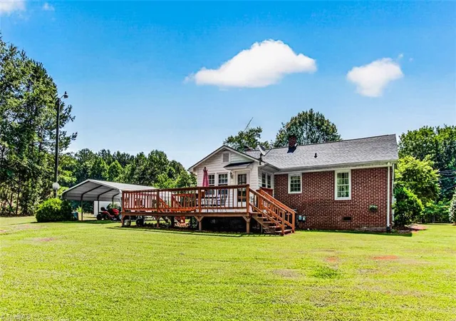 Homes for sale in Troy, NC | 1267 Love Joy Rd, Troy, NC 27371 | MLS# 1227356