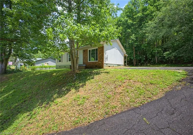 Homes for sale in Nebo, NC | 488 John Swofford Rd, Nebo, NC 28761 | MLS# 1226357