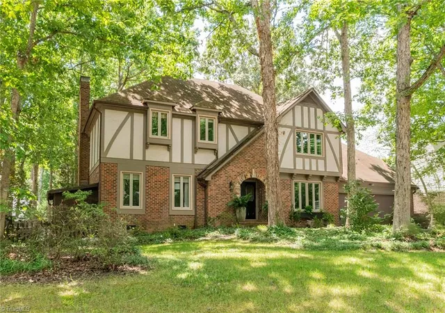 1st image of 2014 La Vista Dr, High Point, NC 27265 | MLS# 1229296