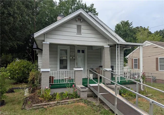 Homes for sale in Burlington, NC | 1031 Elwood St, Burlington, NC 27217 | MLS# 1225375