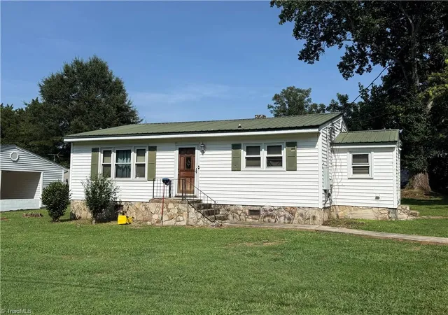 1st image of 3364 Beavercreek Rd, Randleman, NC 27317 | MLS# 1232881