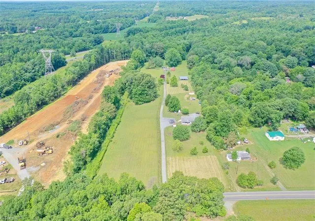 4th image of 5731 Julian Airport Rd, Liberty, NC 27298 | MLS# 1186344