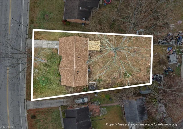 2nd image of 2311 Four Seasons Blvd, Greensboro, NC 27407 | MLS# 1210843