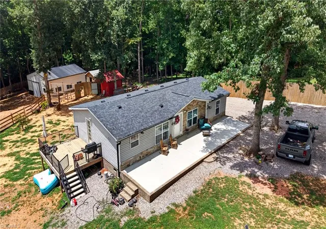 4th image of 424 Back Creek Church Rd, Asheboro, NC 27205 | MLS# 1229091