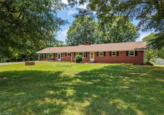 2nd image of 342 Culler Rd, Pinnacle, NC 27043 | MLS# 1229735