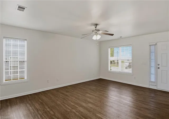 Photo 3 of Sale Pending at 4020 Tarrant Tr Cir, High Point, NC 27265 | MLS# 1229295 | Listing updated on 2026-09-15