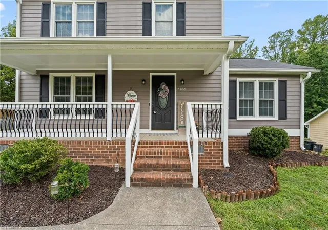 Photo 3 of Sale Pending at 7108 Avenbury Cir, Kernersville, NC 27284 | MLS# 1231511 | Listing updated on 2026-09-15