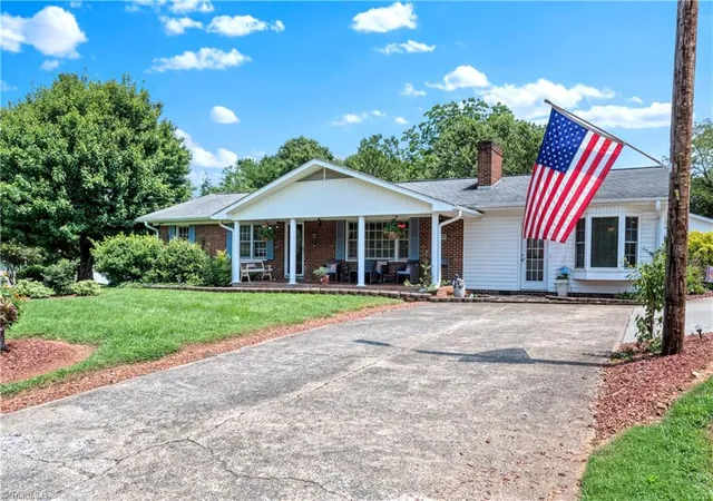 2nd image of 510 Gillespie St, Dobson, NC 27017 | MLS# 1230658
