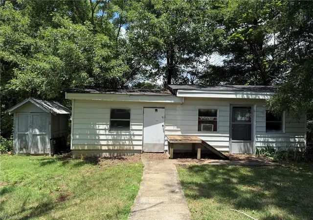 20th image of 1805 Maryland Ave, Eden, NC 27288 | MLS# 1228887