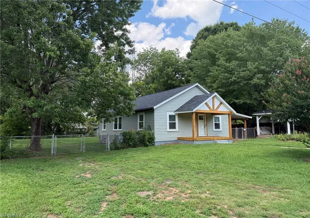2nd image of 1805 Maryland Ave, Eden, NC 27288 | MLS# 1228887