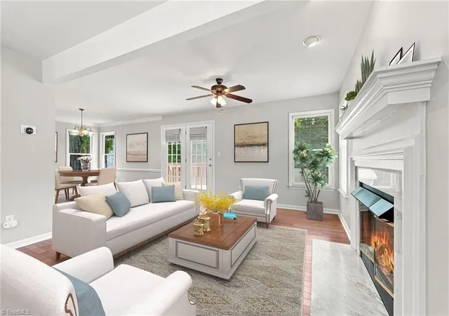 Photo 3 of Single family home for sale at 5 Thames Ct, Greensboro, NC 27455 | MLS# 1230954 | Listing updated on 2026-10-07