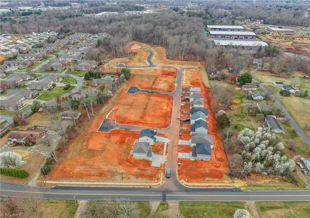 28th image of 1908 Wild Rosewood Way, Winston Salem, NC 27103 | MLS# 1201957