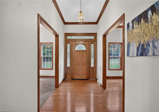 2nd image of 6135 Narrow Way Ln, Winston Salem, NC 27105 | MLS# 1229608