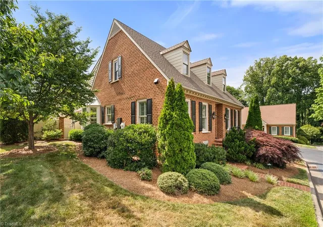 5th image of 138 Westhaven Cir, Winston Salem, NC 27104 | MLS# 1224328