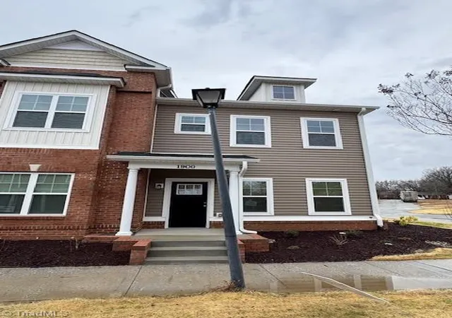 Photo 3 of Single family home for sale at 1900 & 1914 Everitt St, Greensboro, NC 27401 | MLS# 1180104 | Listing updated on 2026-07-02