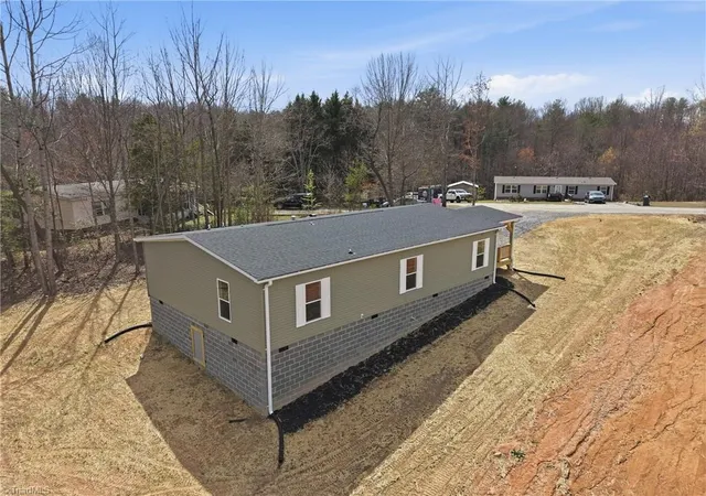 Photo 4 of Manufactured home for sale at 103 Maple Glen Ct, State Road, NC 28676 | MLS# 1222266 | Listing updated on 2026-09-14