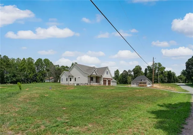 Photo 4 of Single family home for sale at 1375 Purcell Rd, Reidsville, NC 27320 | MLS# 1233662 | Listing updated on 2026-08-27