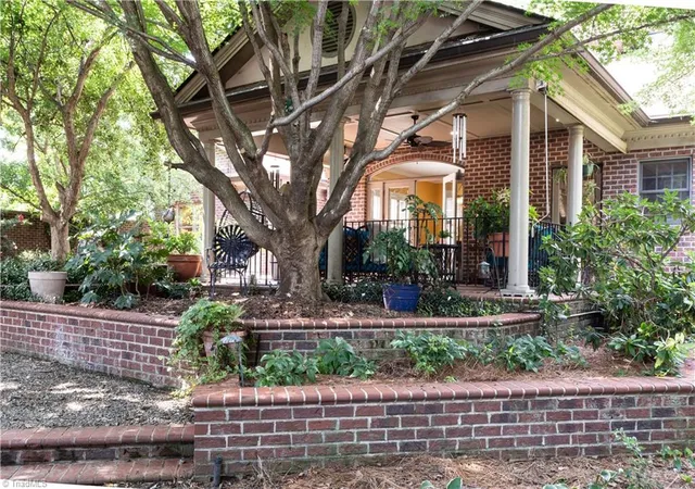 1st image of 120 W 1st Ave, Lexington, NC 27292 | MLS# 1230742