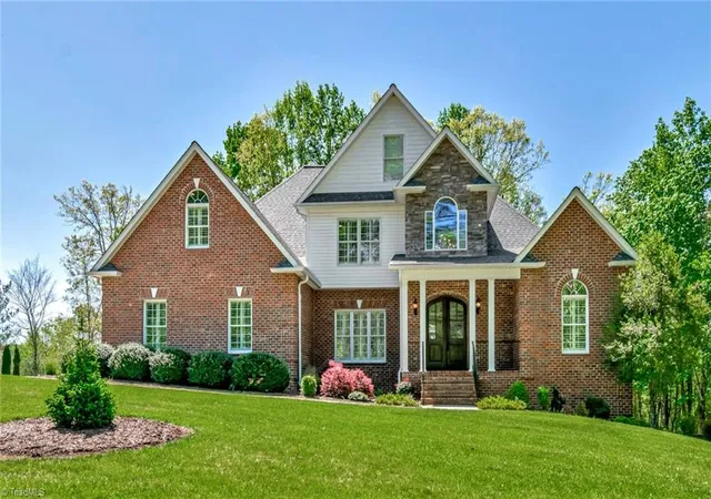 Photo 1 of Single family home for sale at 1660 Skyland Dr, Wilkesboro, NC 28697 | MLS# 1217396 | Listing updated on 2026-07-23