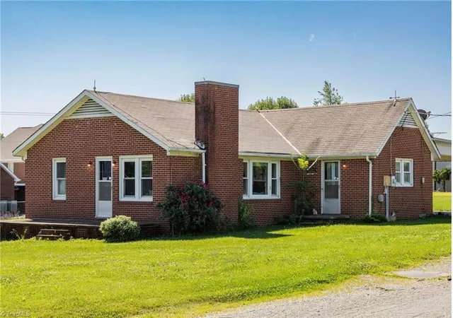Photo 2 of Sale Pending at 820 Suncrest Orchard Rd, North Wilkesboro, NC 28659 | MLS# 1226231 | Listing updated on 2026-08-18