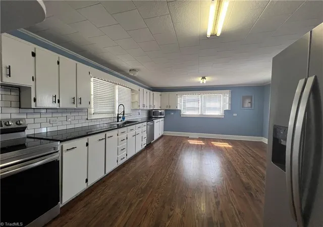Photo 5 of Sale Pending at 820 Suncrest Orchard Rd, North Wilkesboro, NC 28659 | MLS# 1226231 | Listing updated on 2026-08-18