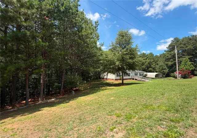 5th image of 1042 Wells Creek Rd, Madison, NC 27025 | MLS# 1229782