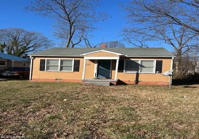 4th image of 1004 Adams St, High Point, NC 27262 | MLS# 1233016