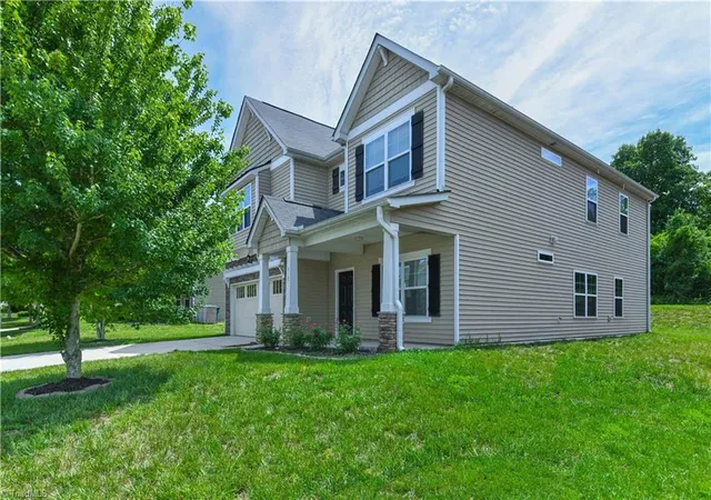 Photo 3 of Sale Pending at 717 Nellie Gray Pl, Whitsett, NC 27377 | MLS# 1225205 | Listing updated on 2026-09-23