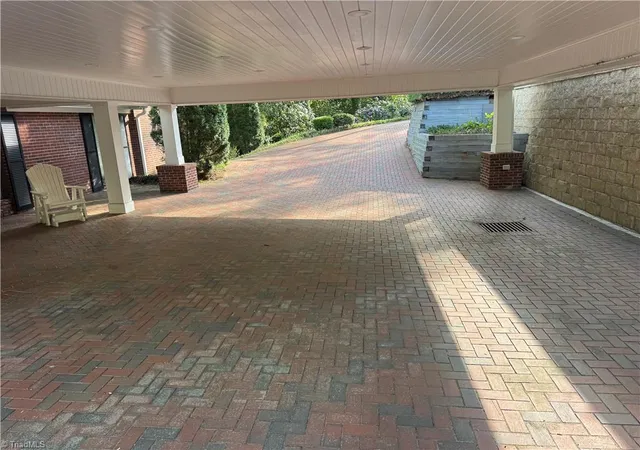 4th image of 700 Lakemont Trl, Mount Airy, NC 27030 | MLS# 1217468