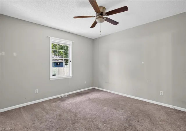 5th image of 8 Hinkle St, Thomasville, NC 27360 | MLS# 1232984