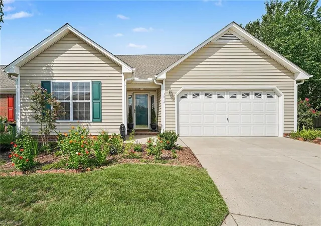 Photo 1 of Single family home for sale at 3616 Grandway Cir, Greensboro, NC 27409 | MLS# 1230670 | Listing updated on 2026-09-15