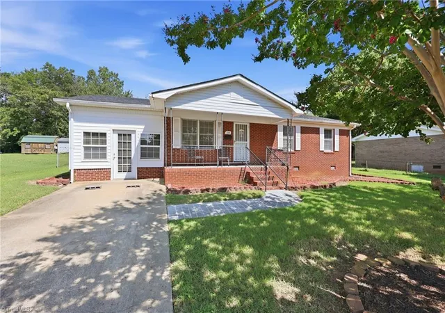 Photo 1 of Single family home for sale at 534 S Martin Luther King Jr Ave, Salisbury, NC 28144 | MLS# 1233525 | Listing updated on 2026-08-27