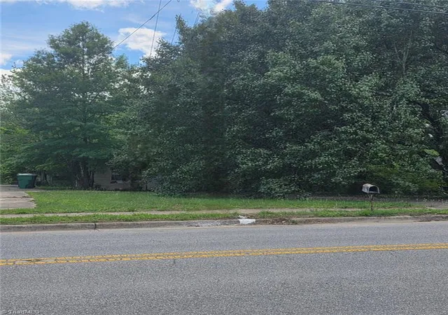 1st image of 212 Oakview Rd, High Point, NC 27265 | MLS# 1222654