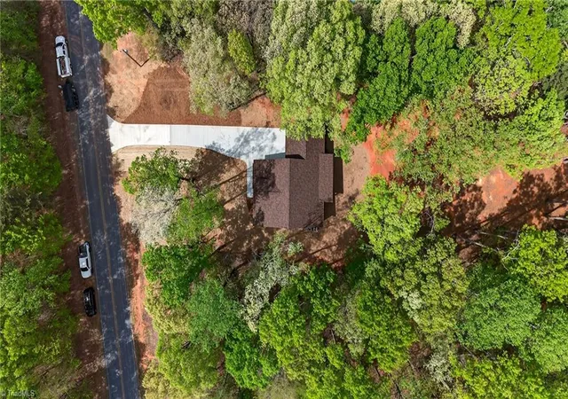 41st image of 2206 N Asheboro School Rd, Asheboro, NC 27203 | MLS# 1213916